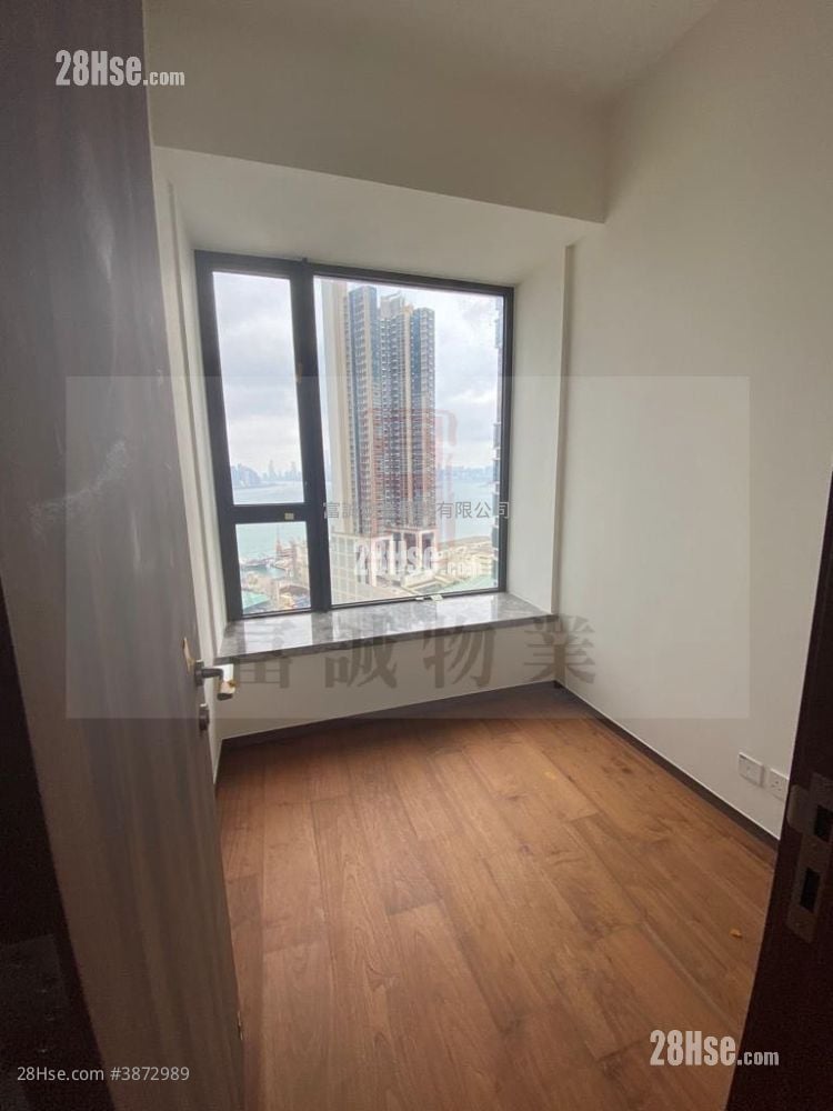 Maya Sell 3 Bedrooms , 1 Bathroom 627 ft²