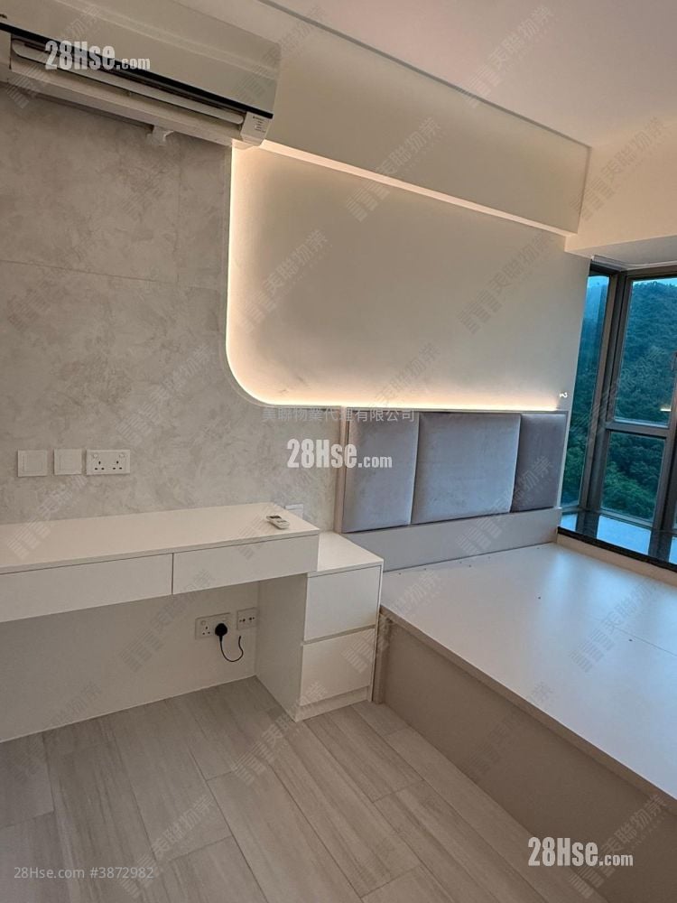 Tseung Kwan O Plaza Sell 2 Bedrooms , 2 Bathrooms 667 ft²
