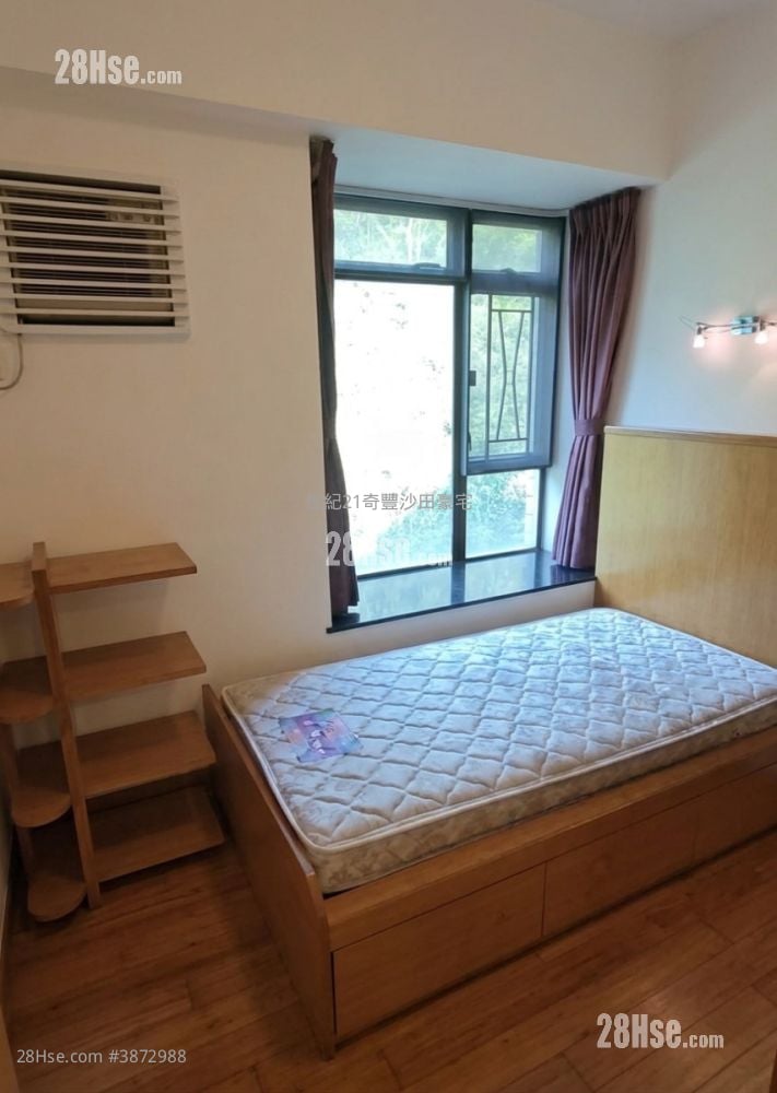 Pristine Villa Sell 3 Bedrooms , 2 Bathrooms 817 ft²