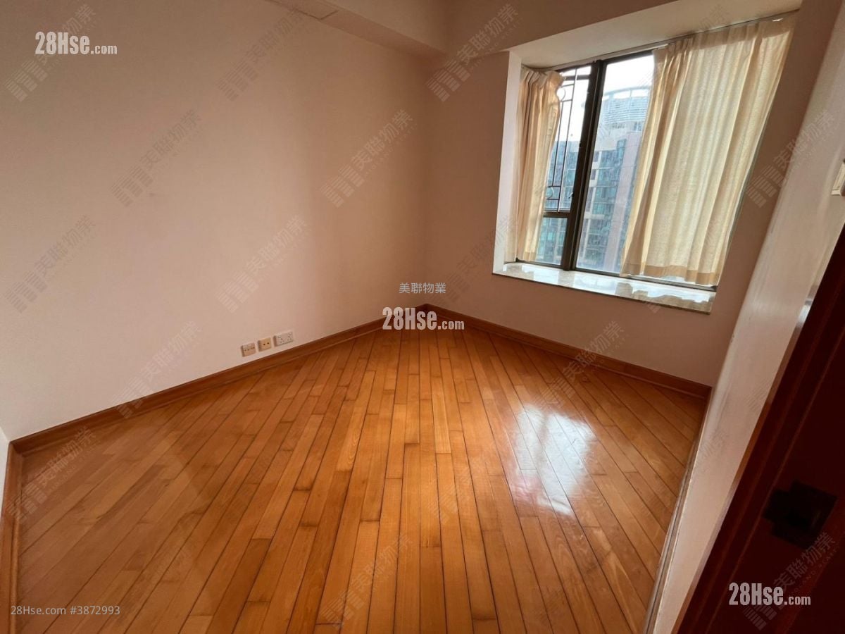 The Belcher's Sell 3 Bedrooms , 2 Bathrooms 907 ft²