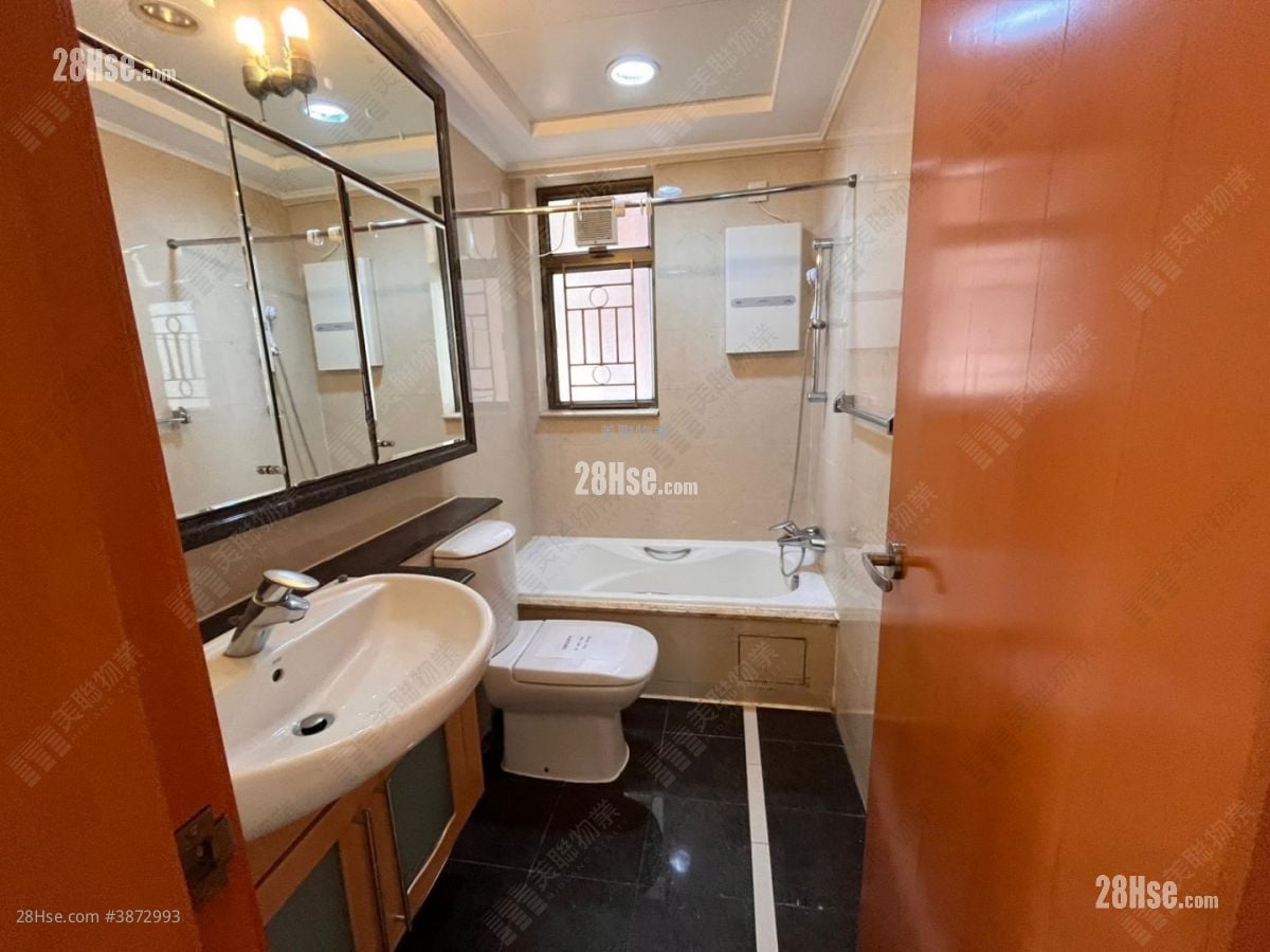 The Belcher's Sell 3 Bedrooms , 2 Bathrooms 907 ft²