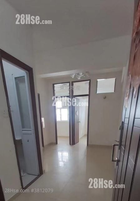 Tung Hoi Building Sell 2 Bedrooms , 1 Bathroom 337 ft²