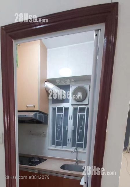 Tung Hoi Building Sell 2 Bedrooms , 1 Bathroom 337 ft²