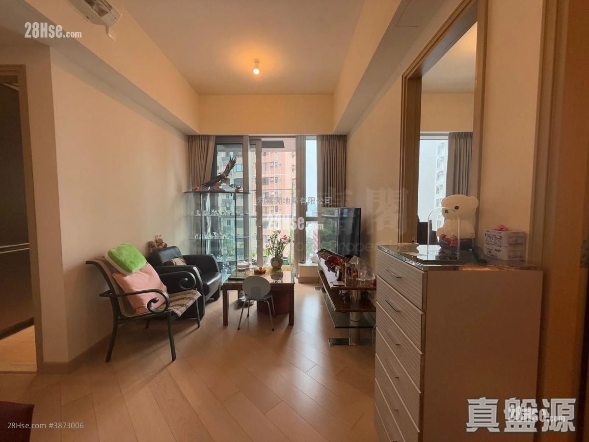 Babington Hill Sell 2 Bedrooms 615 ft²