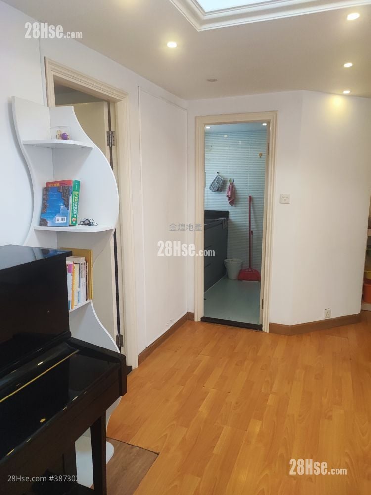 8 Shan Kwong Road Rental 2 Bedrooms , 1 Bathroom 509 ft²