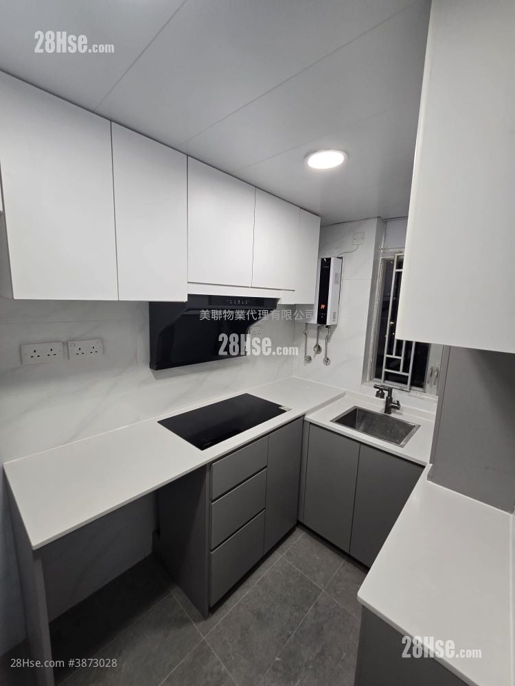 Ying Ming Court Rental 2 Bedrooms , 1 Bathroom 391 ft²