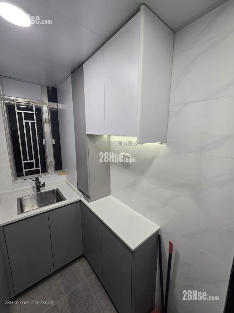 Ying Ming Court Rental 2 Bedrooms , 1 Bathroom 391 ft²
