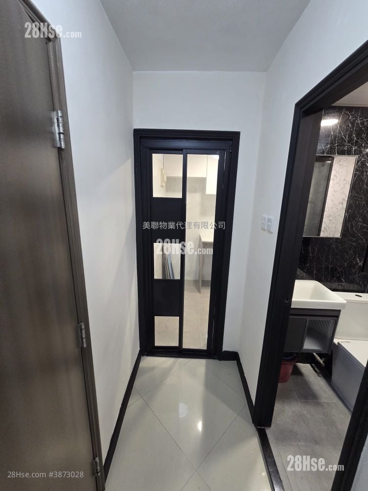 Ying Ming Court Rental 2 Bedrooms , 1 Bathroom 391 ft²