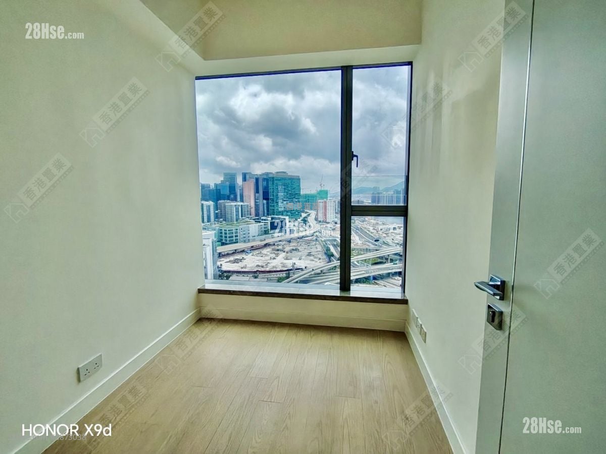 bedroom 3: Monaco Rental 3 Bedrooms , 2 Bathrooms 961 ft²