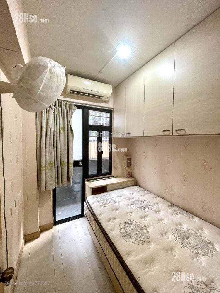 Hing Lung Building Sell 1 Bathroom 298 ft²