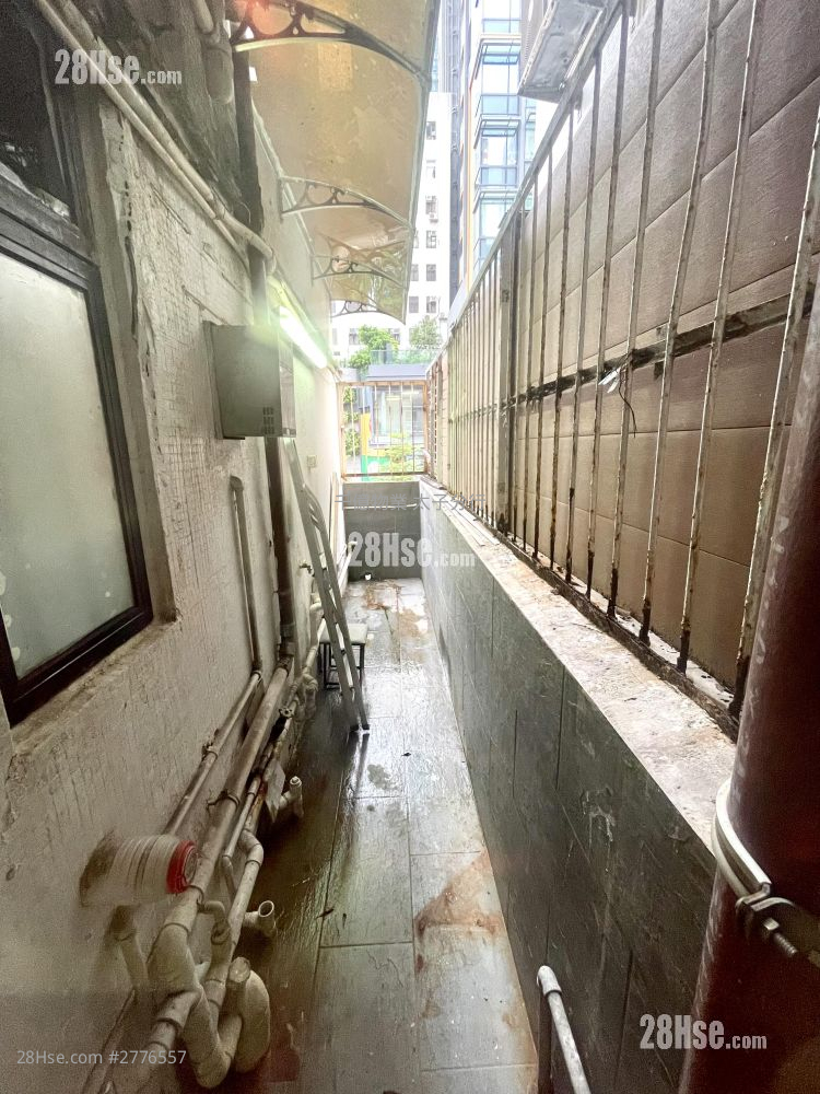Hing Lung Building Sell 1 Bathroom 298 ft²