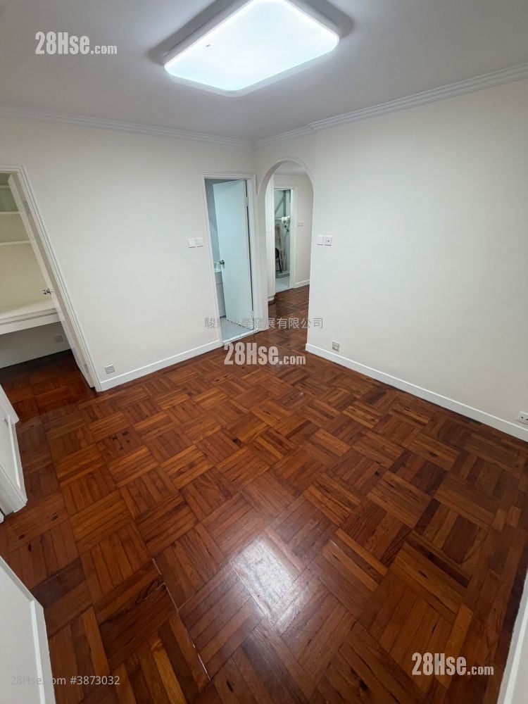 Fortune Terrace Rental 2 Bedrooms , 1 Bathroom 509 ft²