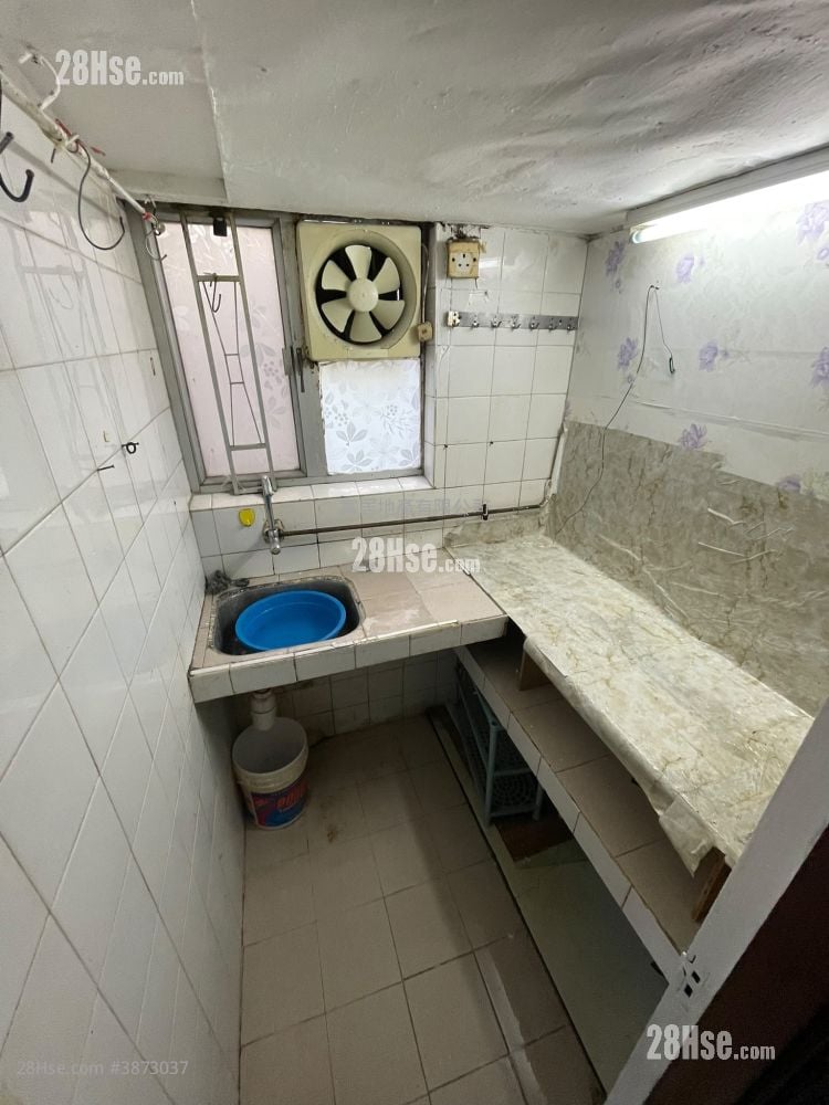 Wing Lung Building Rental 2 Bedrooms , 1 Bathroom 360 ft²