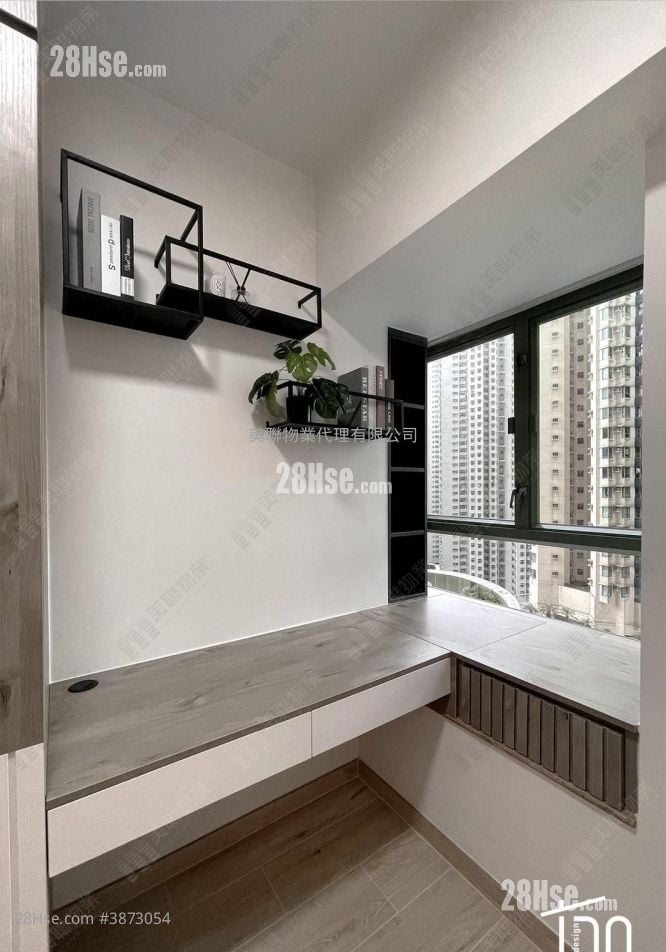 The Grandiose Sell 2 Bedrooms , 1 Bathroom 497 ft²