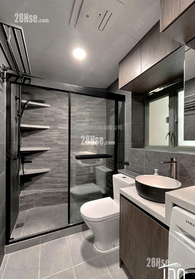 The Grandiose Sell 2 Bedrooms , 1 Bathroom 497 ft²