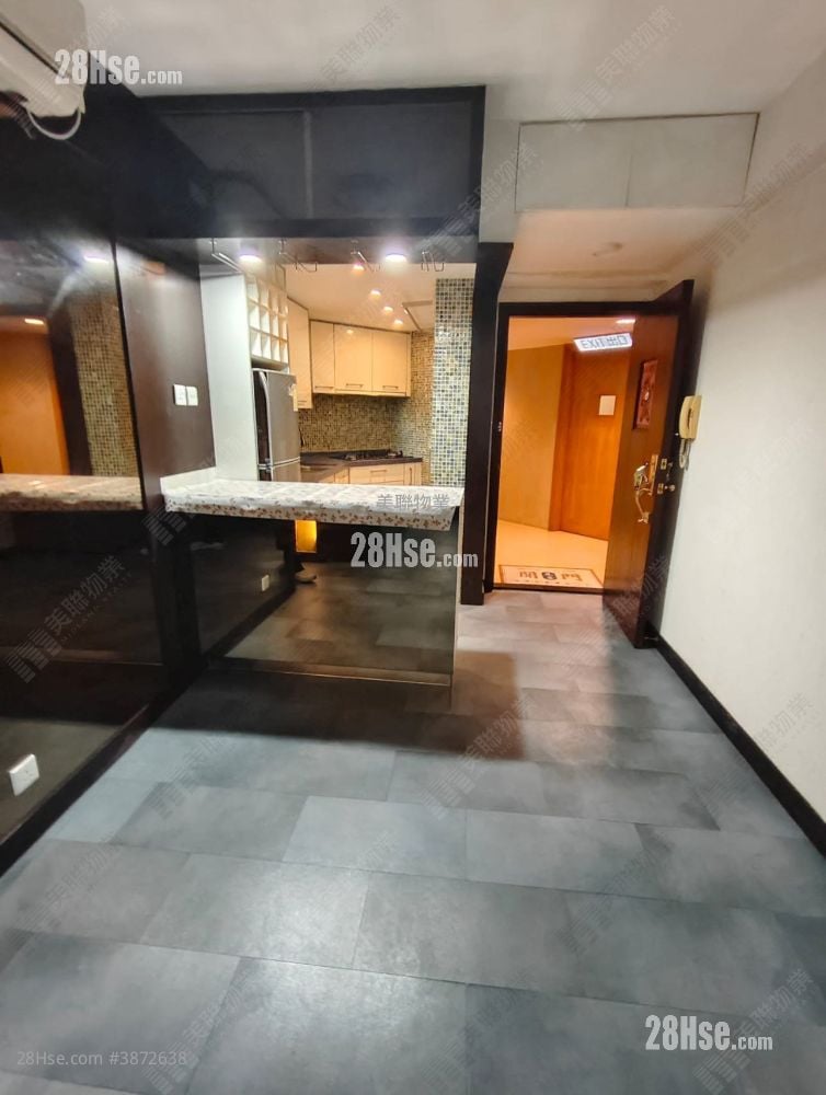 Park Avenue Rental 466 ft²