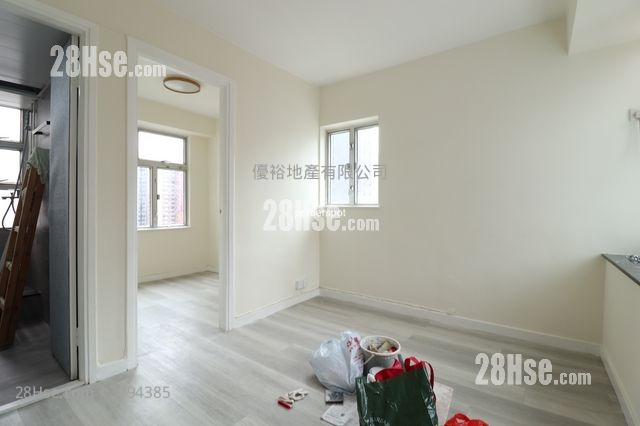 Ying Pont Building Rental 1 Bedroom , 1 Bathroom 260 ft²