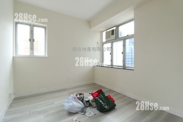 Ying Pont Building Rental 1 Bedroom , 1 Bathroom 260 ft²