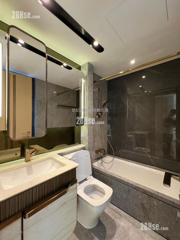 K. Summit Rental 3 Bedrooms , 3 Bathrooms 762 ft²