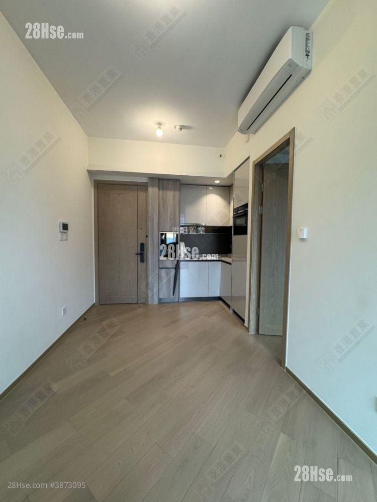 Villa Garda I Sell 1 Bedroom 329 ft²