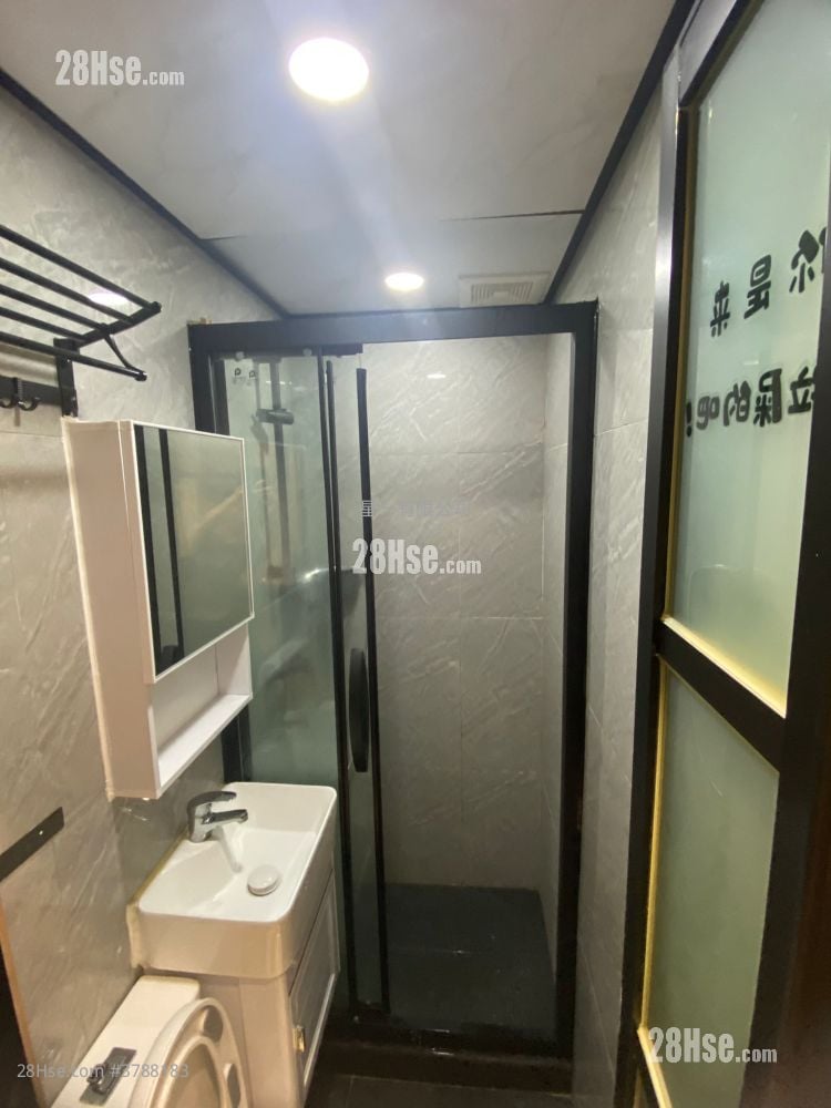 Hoi To Building Rental Studio , 1 Bathroom 150 ft²