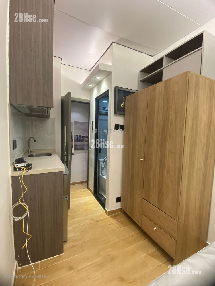 Hoi To Building Rental Studio , 1 Bathroom 150 ft²