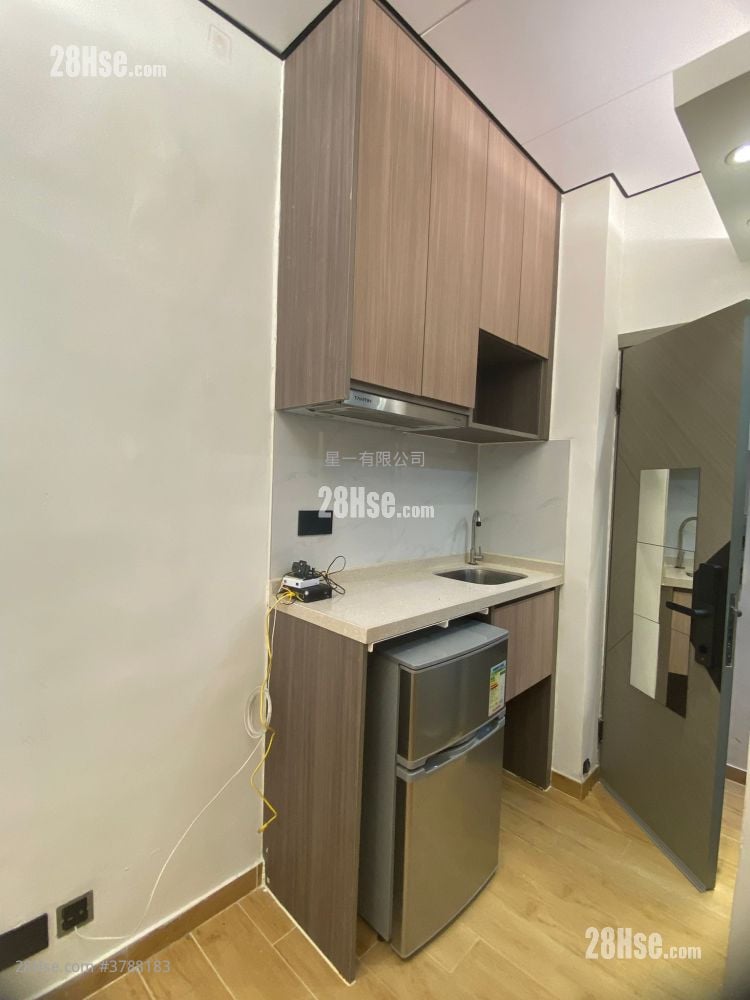 Hoi To Building Rental Studio , 1 Bathroom 150 ft²