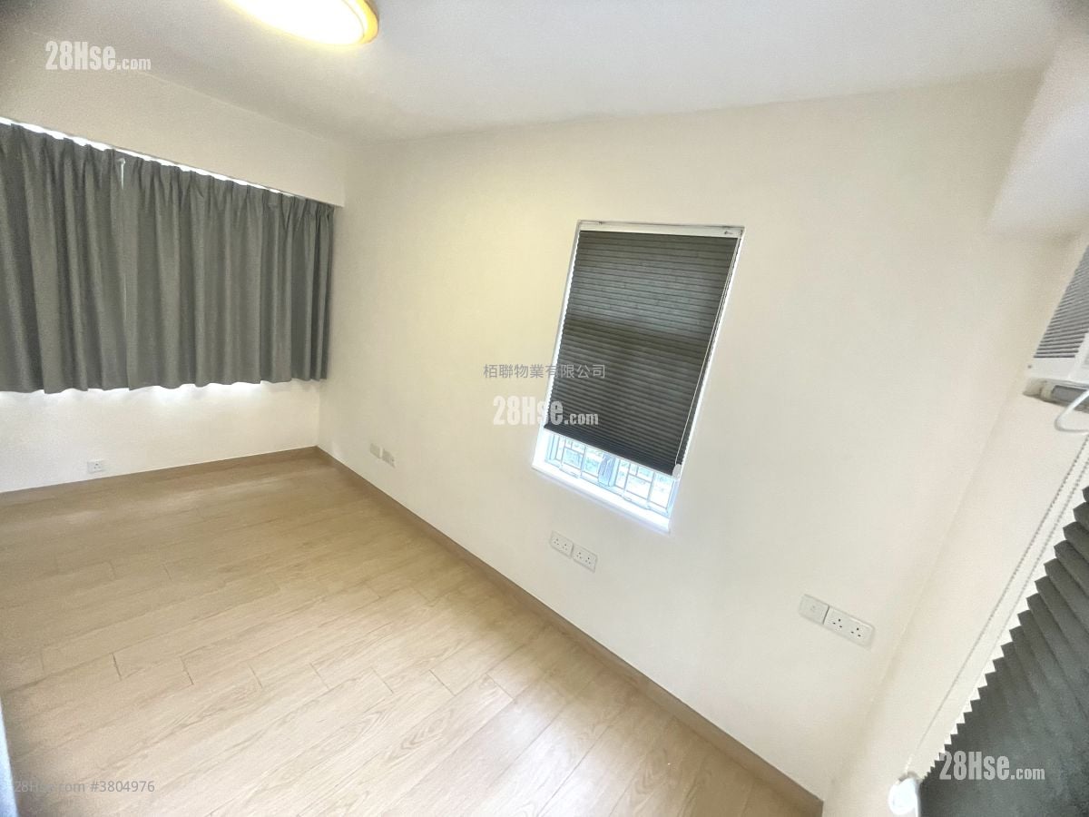 Manner Court Sell Studio , 1 Bathroom 249 ft²