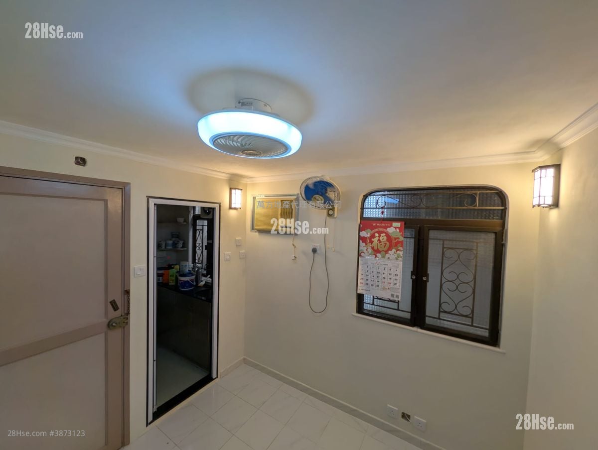 Village Sell 1 Bedroom , 1 Bathroom 250 ft²