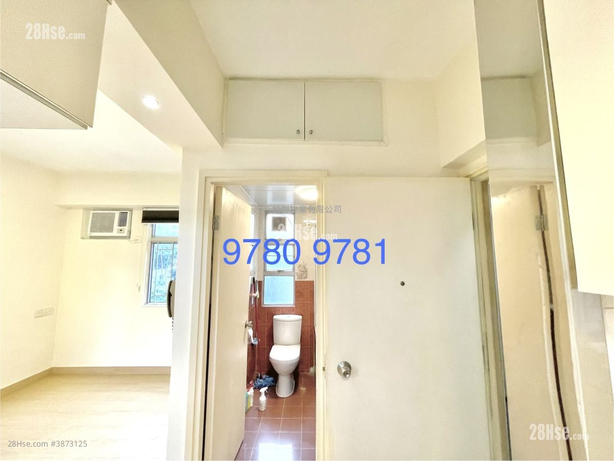 Manner Court Sell Studio , 1 Bathroom 249 ft²