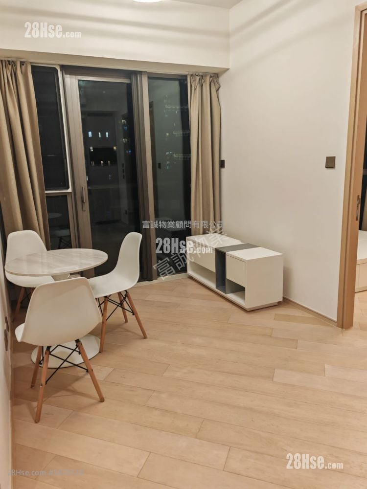 One East Coast Sell 2 Bedrooms , 1 Bathroom 374 ft²