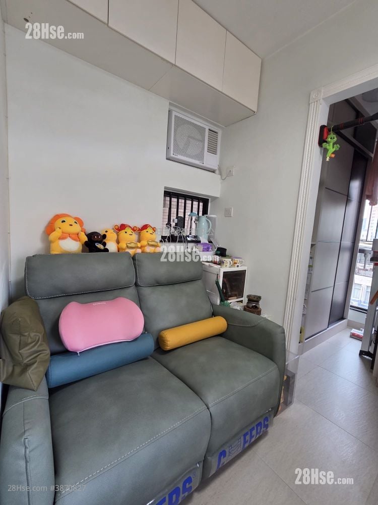 Marina Lodge Sell 2 Bedrooms 257 ft²