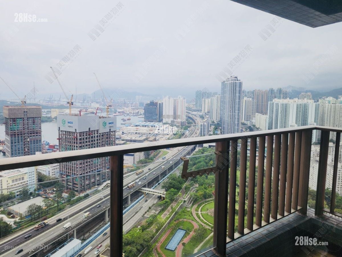 Harbour Green Rental 541 ft²