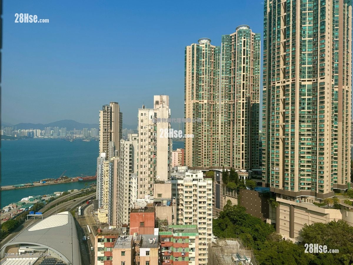 Kennedy Town Centre Rental 3 Bedrooms , 2 Bathrooms 615 ft²