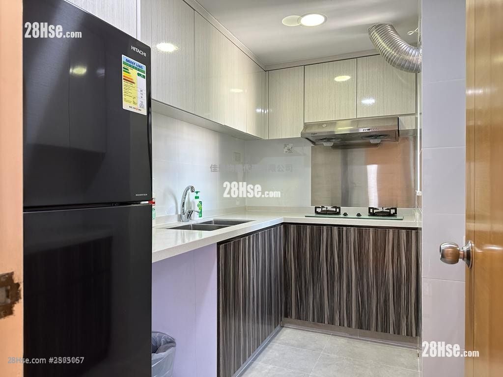 Kennedy Town Centre Rental 3 Bedrooms , 2 Bathrooms 615 ft²