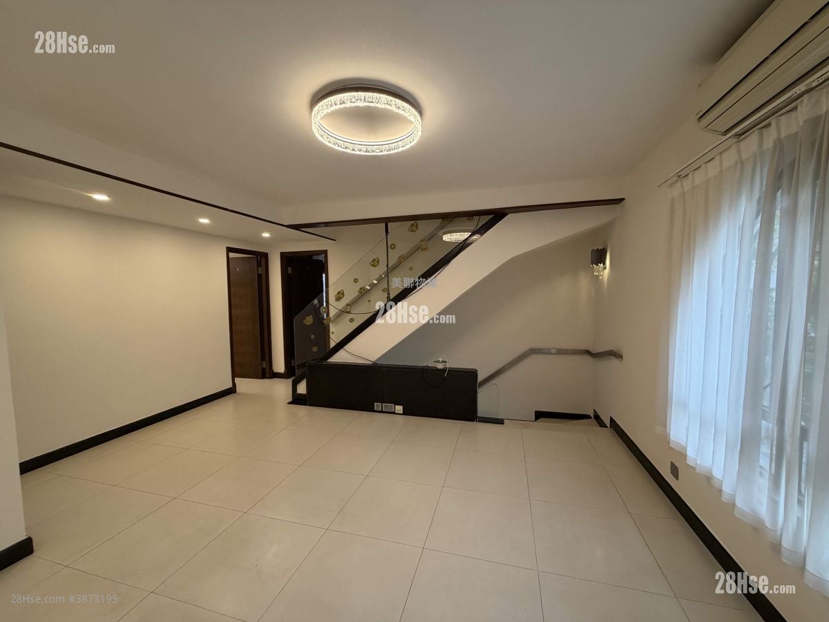 Maple Gardens Rental 4 Bedrooms , 4 Bathrooms 1,651 ft²