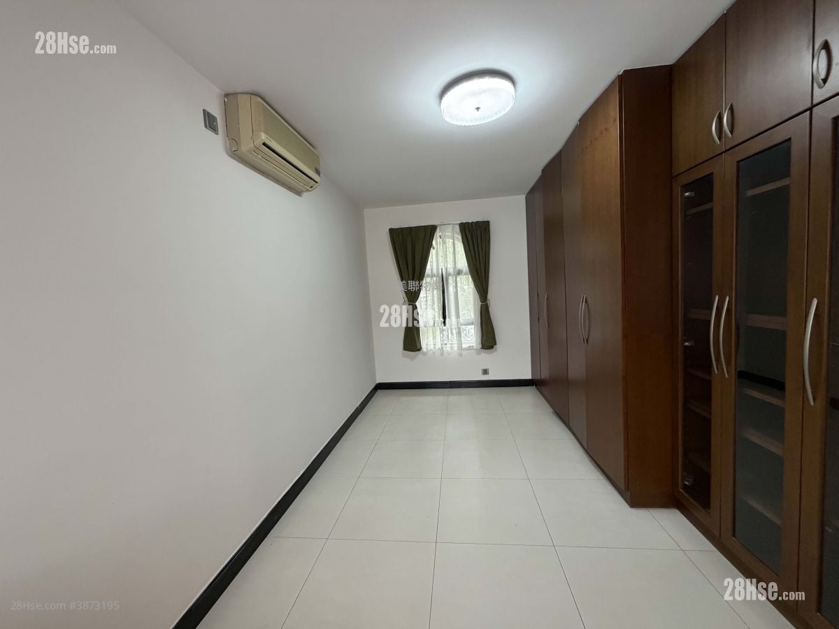 Maple Gardens Rental 4 Bedrooms , 4 Bathrooms 1,651 ft²