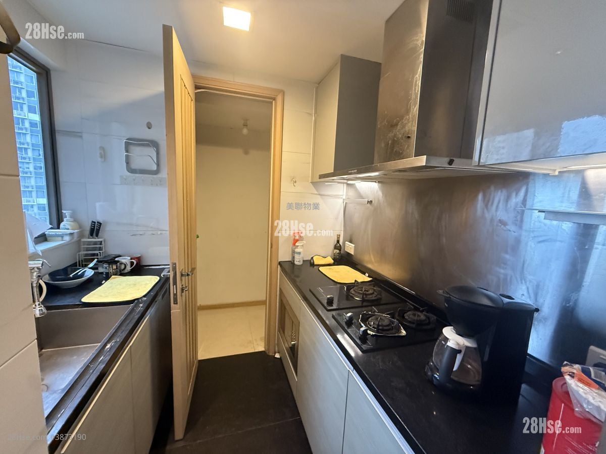 Ocean Pride Sell 3 Bedrooms , 3 Bathrooms 777 ft²