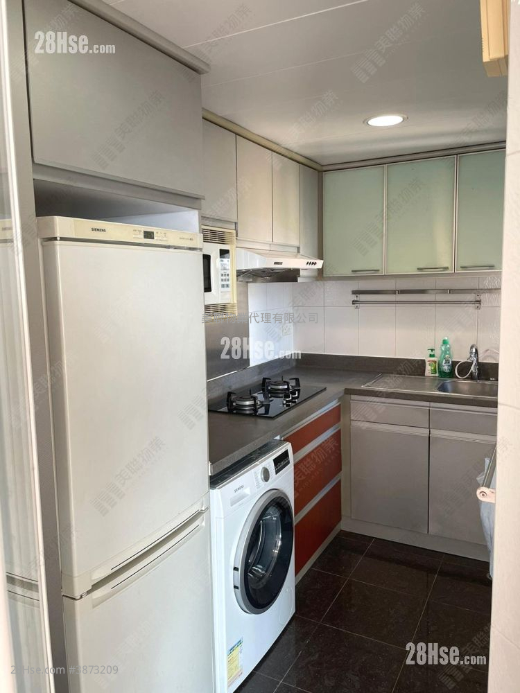 Tseung Kwan O Plaza Sell 2 Bedrooms , 1 Bathroom 451 ft²