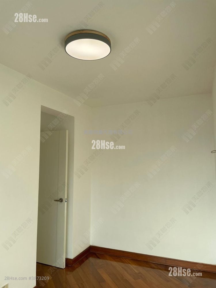 Tseung Kwan O Plaza Sell 2 Bedrooms , 1 Bathroom 451 ft²