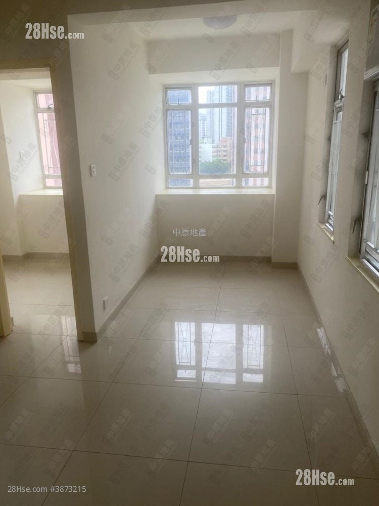 Man Bo Building Sell 1 Bedroom