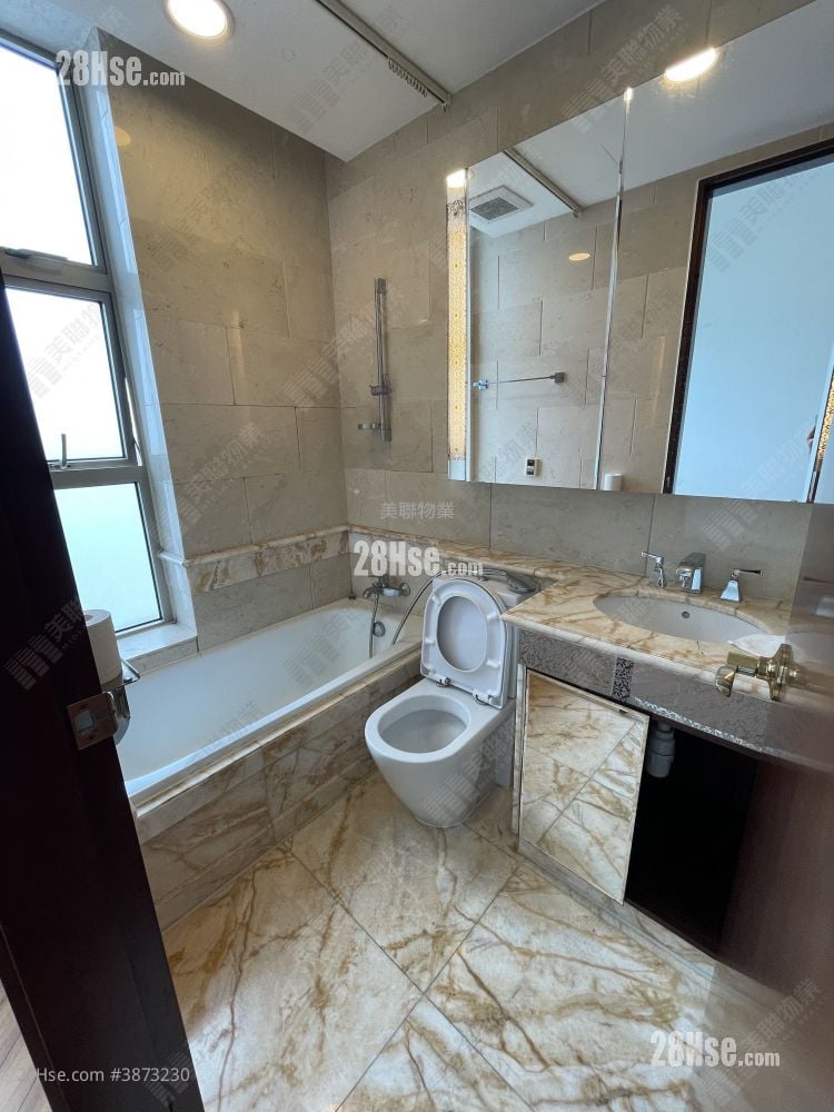 The Hermitage Rental 1,438 ft²