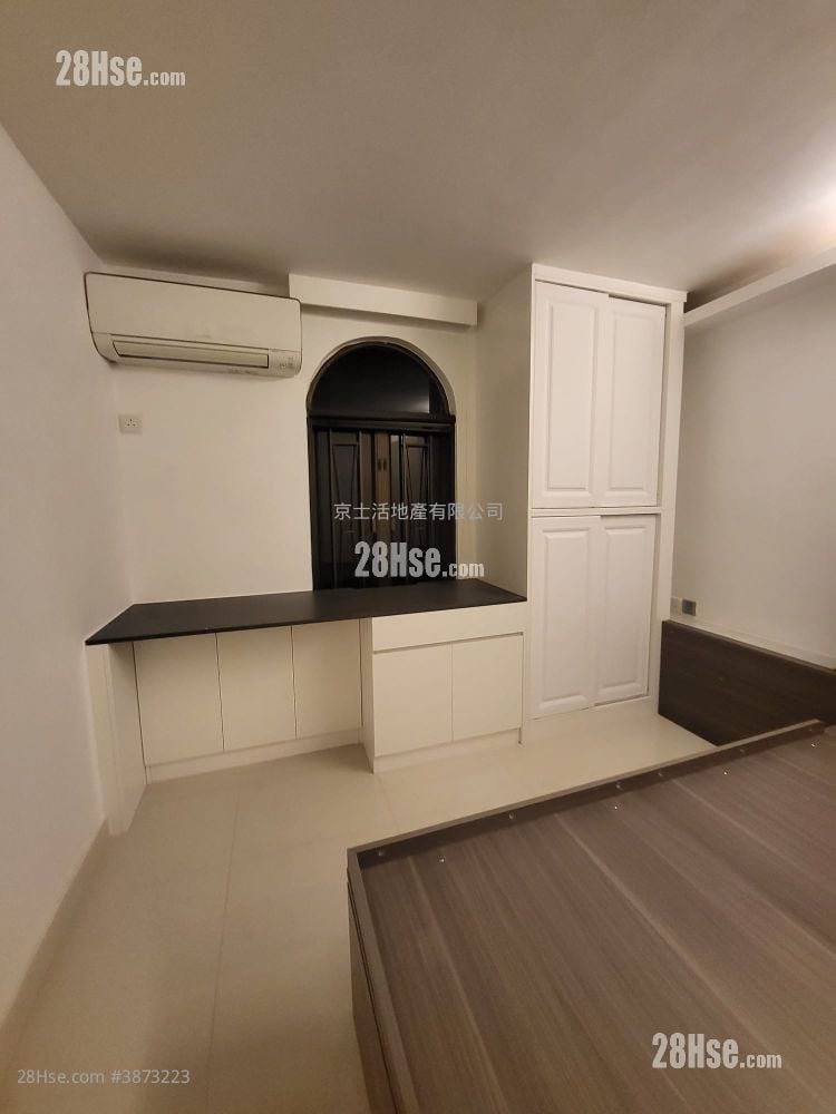 Village Sell 2 Bedrooms , 1 Bathroom 700 ft²