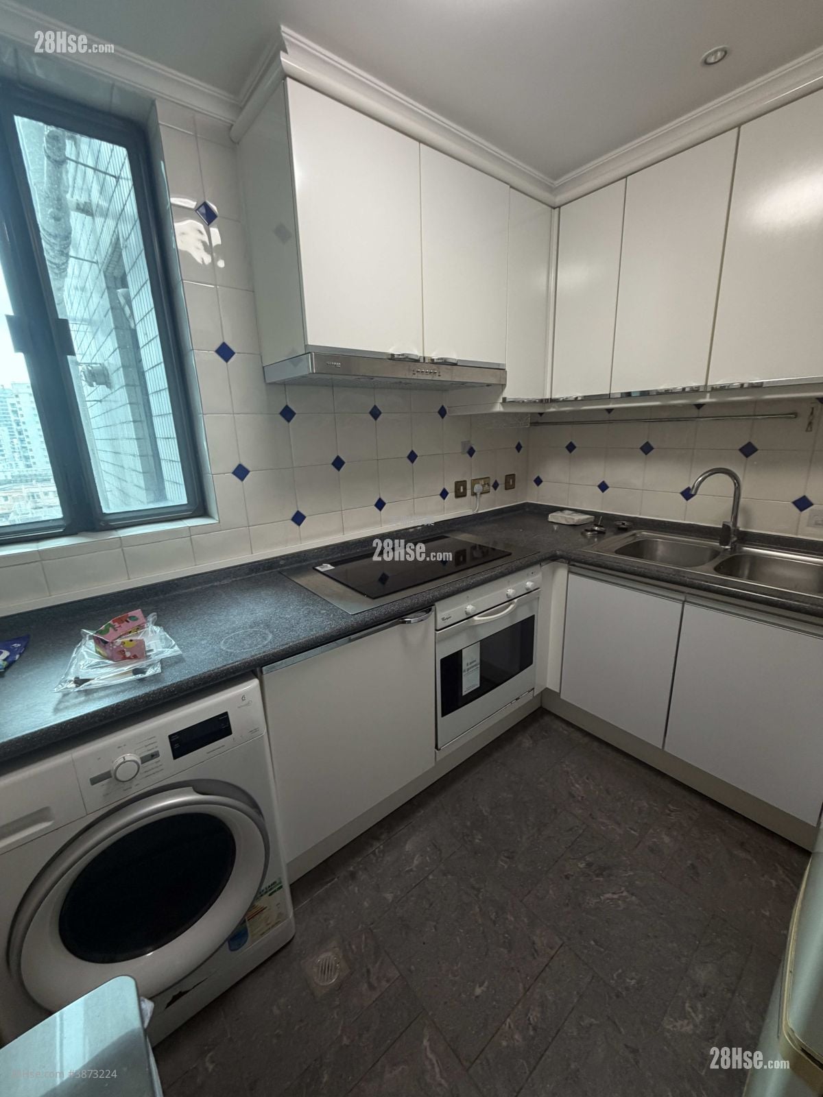 Carmen's Garden Sell 2 Bedrooms , 2 Bathrooms 862 ft²