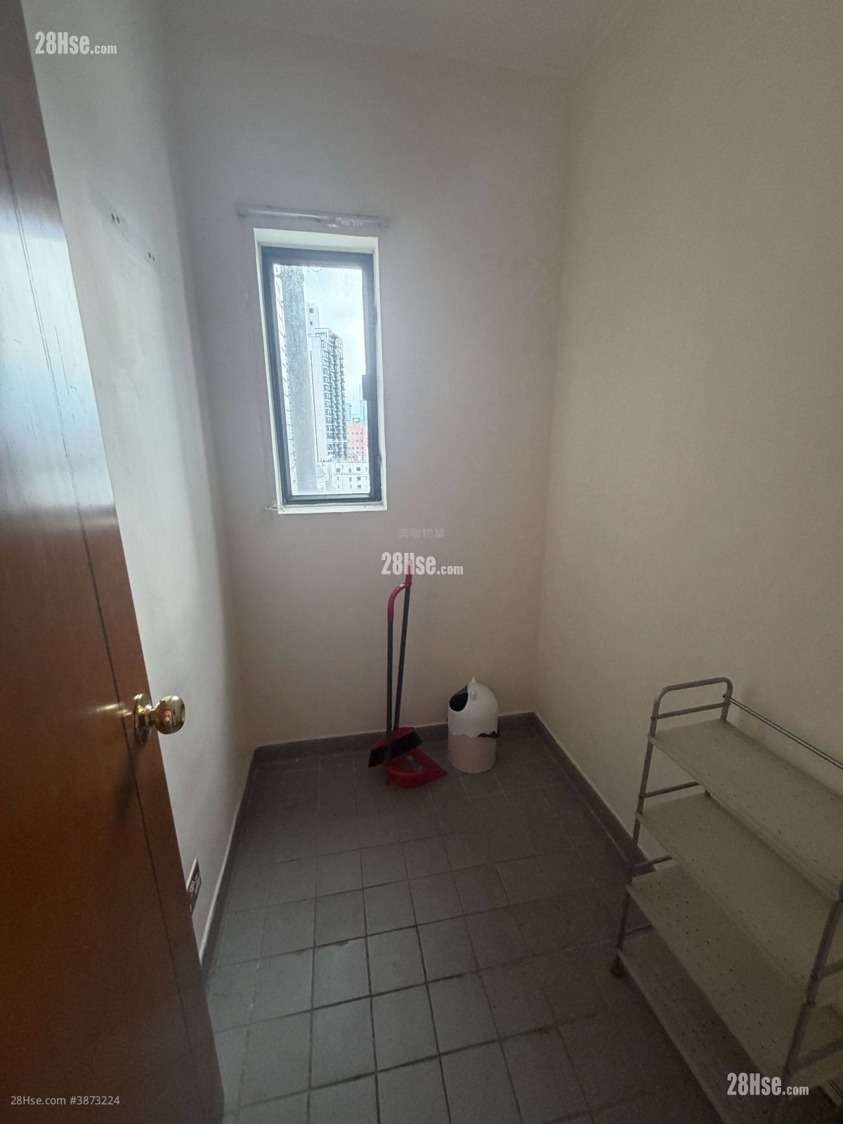 Carmen's Garden Sell 2 Bedrooms , 2 Bathrooms 862 ft²