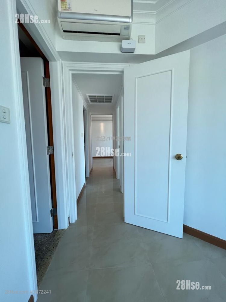 Sorrento Sell 3 Bedrooms , 2 Bathrooms 755 ft²