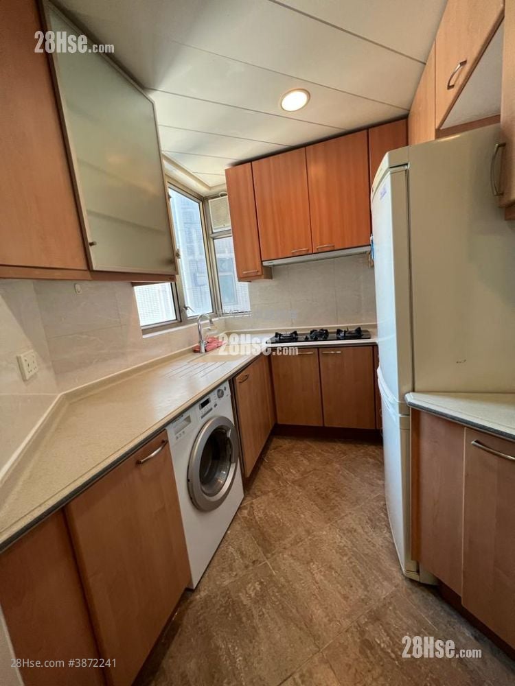 Sorrento Sell 3 Bedrooms , 2 Bathrooms 755 ft²