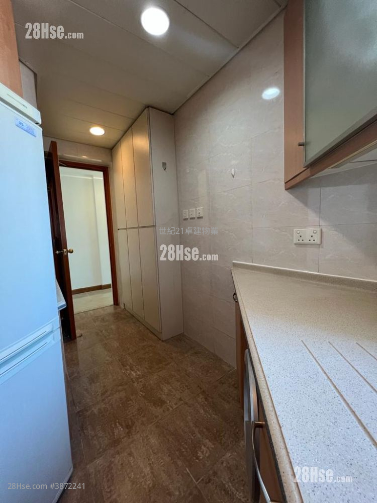 Sorrento Sell 3 Bedrooms , 2 Bathrooms 755 ft²