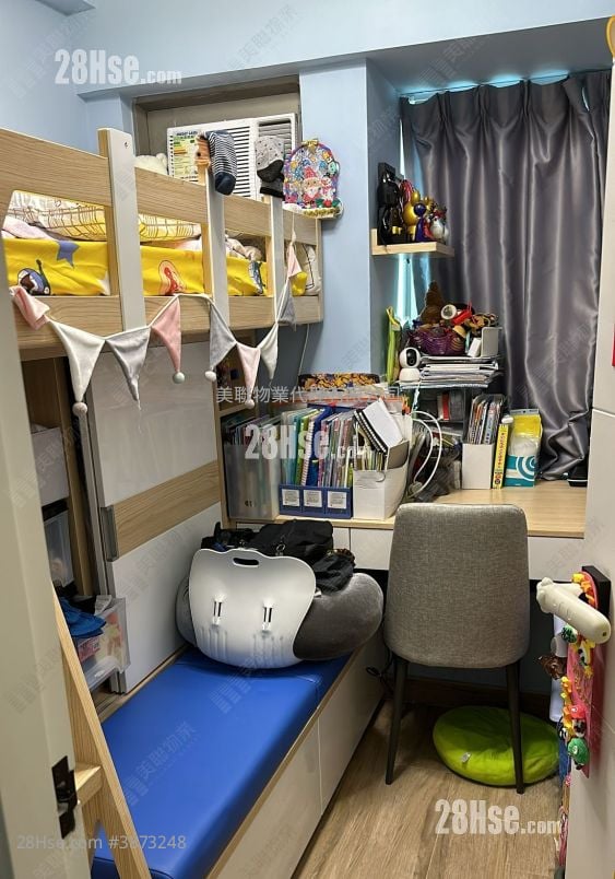 Tseung Kwan O Plaza Sell 3 Bedrooms , 1 Bathroom 496 ft²