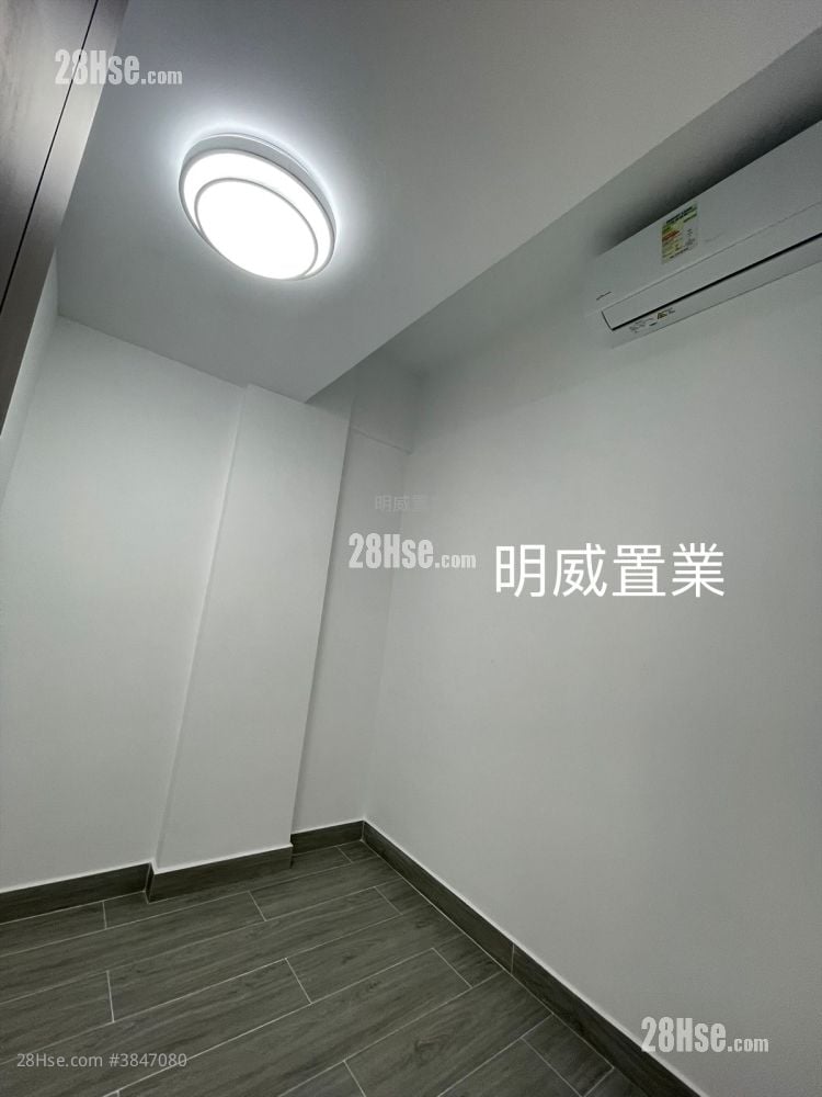 Peony House Sell 2 Bedrooms , 1 Bathroom 395 ft²